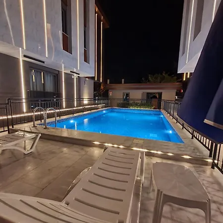 Diker Port 3 Daire Antalya