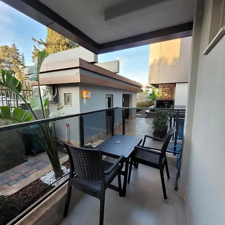 Apartment Diker Port 3 *